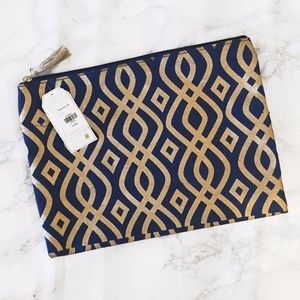 Francesca's Blue & Gold Print Clutch